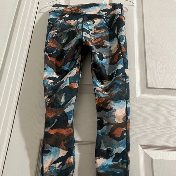 Fabletics Define PowerHold High-Waisted 7/8 Legging Size Small - Picture 3 of 7